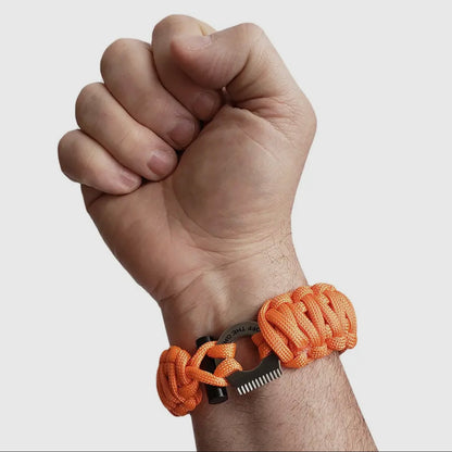 Off-The-Grid Survival Bracelet